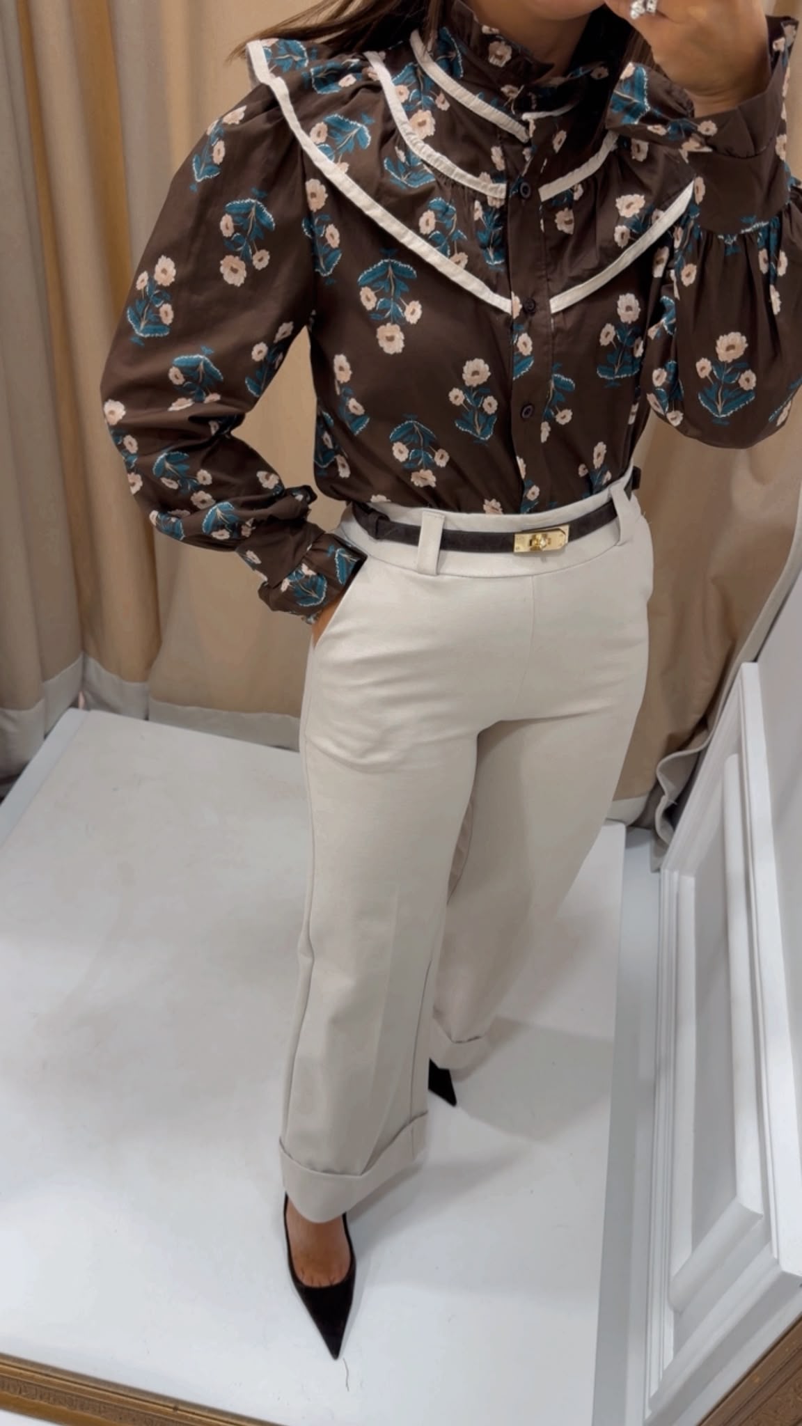 CAMISA FLORES MARRON - Imagen 3
